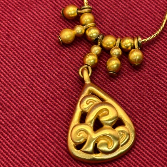 VTG Anne Klein II Brushed Satin Gold-Plated Pendant Necklace - Picture 8 of 14